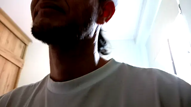 andrew 1520 online show from 11-09-25, 04:44