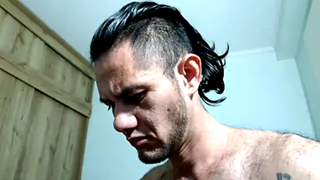 andrew 1520 online show from 11-06-25, 01:42