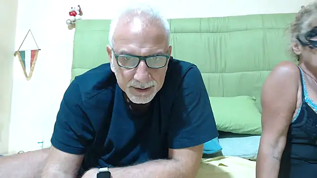 Snapshot of Sessoinomane chatting on 06-30-26, 10:54 Sessoinomane online show from 06-30-26, 10:54