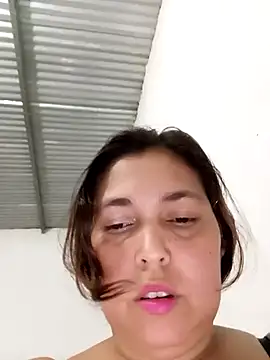 dirtysexibailarina35 online show from 04-16-26, 10:01