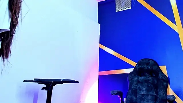 Snapshot of Molly_Spears_ chatting on 05-16-26, 12:59 Molly Spears online show from 05-16-26, 12:59