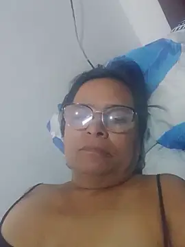 Snapshot of PienCanela chatting on 06-15-26, 11:10 PienCanela online show from 06-15-26, 11:10
