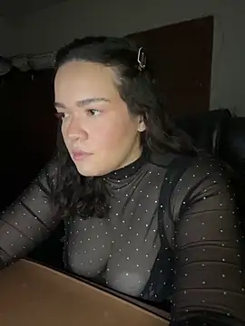 dayanestephany1 online show from 06-04-26, 08:24