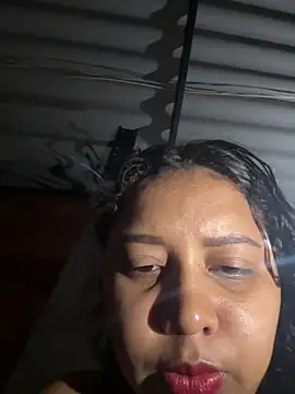 Snapshot of Ninibella chatting on 04-14-26, 03:44 Ninibella online show from 04-14-26, 03:44