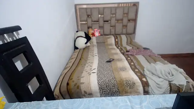 Snapshot of Ninibella chatting on 05-31-26, 02:28 Ninibella online show from 05-31-26, 02:28