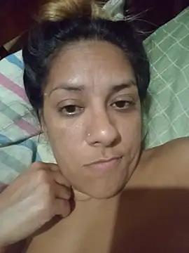 Snapshot of melysexy chatting on 06-21-26, 03:45 melysexy online show from 06-21-26, 03:45