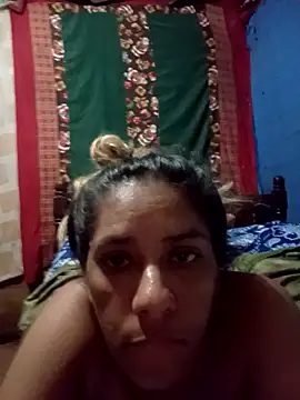 Snapshot of melysexy chatting on 05-05-26, 03:42 melysexy online show from 05-05-26, 03:42