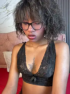 Morena-fire online show from 04-11-26, 07:17