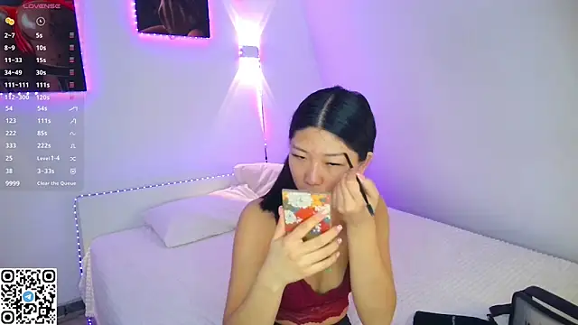 LaylaLaurent online show from 05-09-26, 05:11