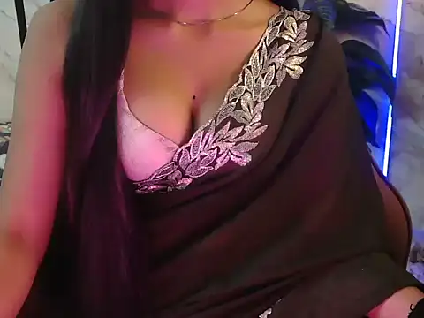 shreya    online show from 05-13-26, 06:20