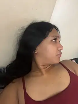 slutty aki online show from 06-19-26, 01:44