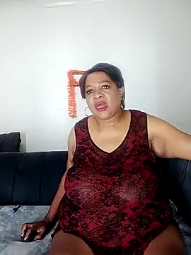 BUSTYQUEEN56  online show from 04-15-26, 02:17