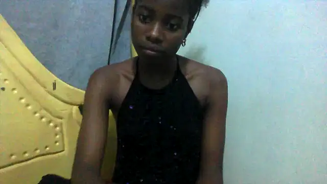 Snapshot of Rerpuss1 chatting on 06-12-26, 04:54 Rerpuss1 online show from 06-12-26, 04:54