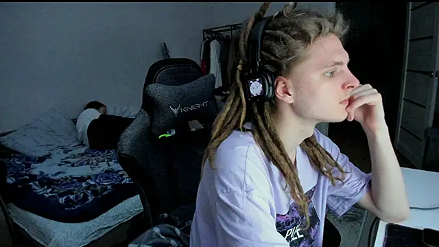 Snapshot of SurfSexCouple1 chatting on 04-11-26, 10:13 SurfSexCouple1 online show from 04-11-26, 10:13