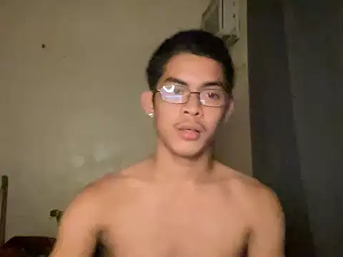 yourhotasian jhonpol16 online show from 04-16-26, 02:18