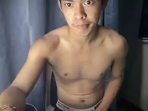 yourhotasian jhonpol16 online show from 04-18-26, 11:56