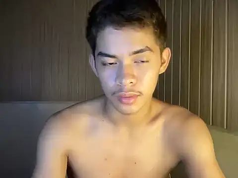 yourhotasian jhonpol16 online show from 05-17-26, 10:54
