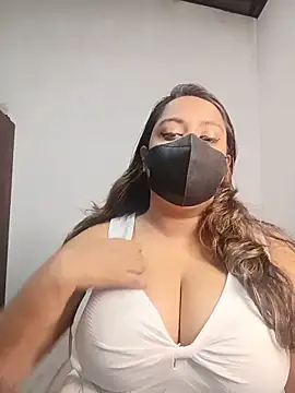 Suger Lips 99 online show from 06-18-26, 03:17