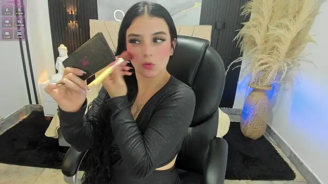 Snapshot of DOMINIKA_LOVY chatting on 05-25-26, 07:56 DOMINIKA LOVY online show from 05-25-26, 07:56