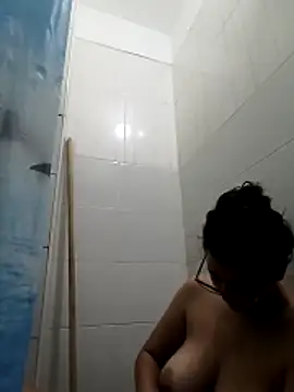 dhalia-rose89 online show from 04-12-26, 02:42