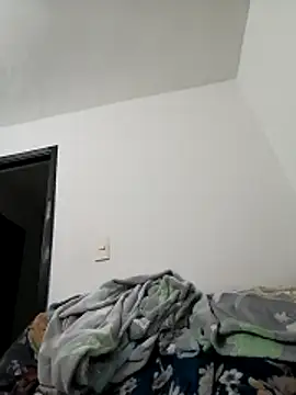 dhalia-rose89 online show from 04-16-26, 07:36