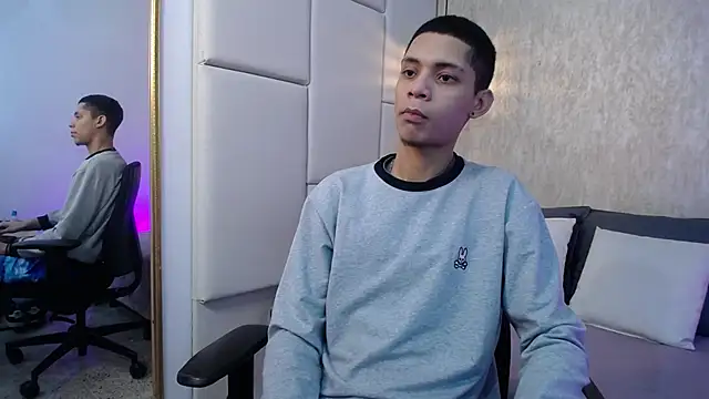 Snapshot of Axel_marcus chatting on 04-14-26, 08:14 Axel marcus online show from 04-14-26, 08:14