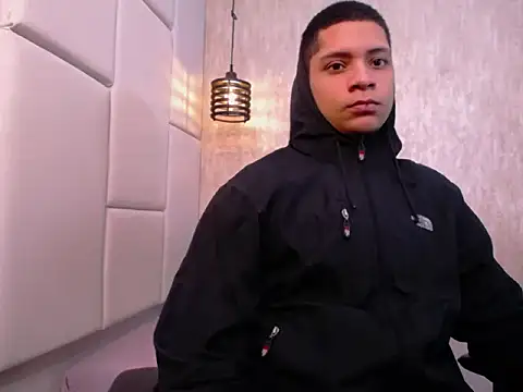 Axel marcus online show from 04-15-26, 07:51