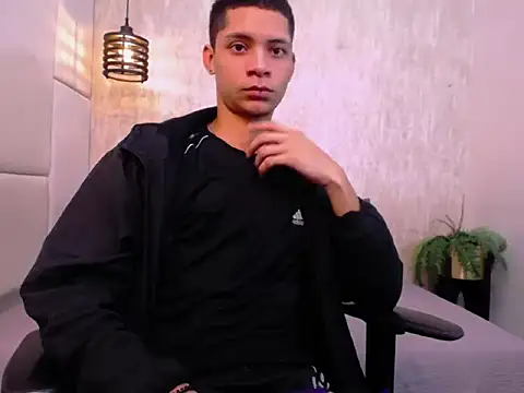Axel marcus online show from 04-15-26, 07:58