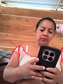 Tamaraxxx hot online show from 06-21-26, 12:44