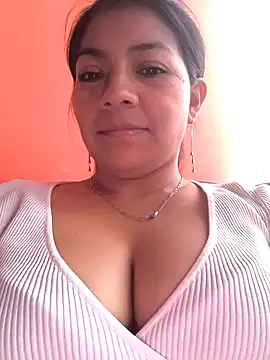 Tamaraxxx hot online show from 04-15-26, 10:43