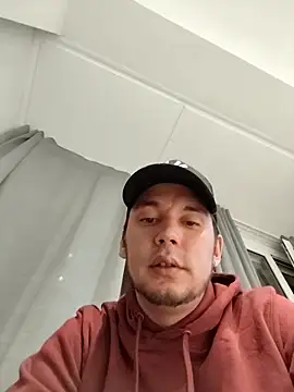 HugoEspada1 online show from 04-17-26, 07:49