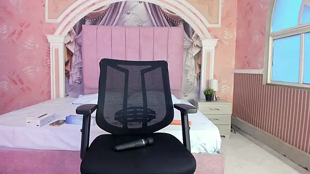 Dulce violetta  online show from 05-26-26, 07:12
