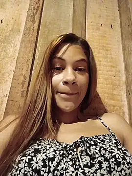 Snapshot of cenav_model chatting on 04-14-26, 11:21 cenav model online show from 04-14-26, 11:21