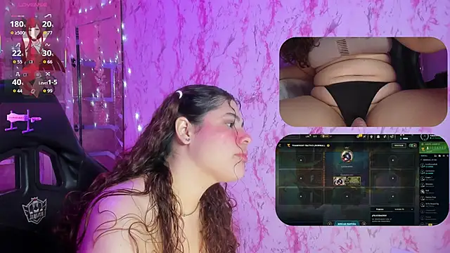 Snapshot of SariBloomy chatting on 04-14-26, 04:50 SariBloomy online show from 04-14-26, 04:50