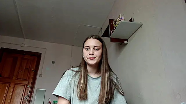 RoxanneStuard online show from 04-17-26, 09:12