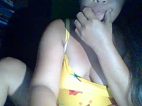 Snapshot of PinayAnne chatting on 06-22-26, 03:42 PinayAnne online show from 06-22-26, 03:42