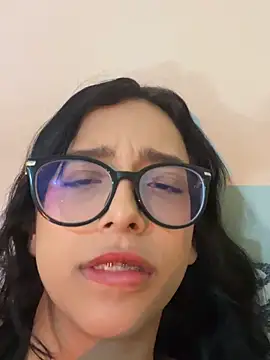 milakitti online show from 04-29-26, 03:00