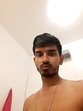 Snapshot of belloheike chatting on 04-12-26, 05:33 belloheike online show from 04-12-26, 05:33