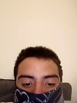 Snapshot of joshe40 chatting on 04-14-26, 01:43 joshe40 online show from 04-14-26, 01:43