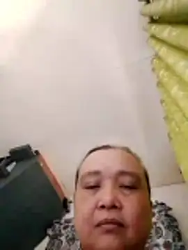 jeanyummytits online show from 06-10-26, 12:45