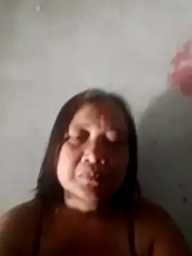 jeanyummytits online show from 05-17-26, 11:27