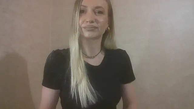 Snapshot of NoirEnigma chatting on 04-21-26, 08:59 NoirEnigma online show from 04-21-26, 08:59