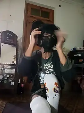 lucybeb online show from 04-13-26, 07:45