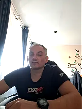 Piotr481 online show from 04-17-26, 04:32