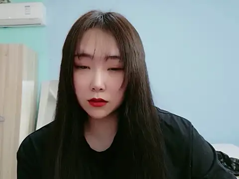 dandanhenda030 online show from 04-14-26, 08:19