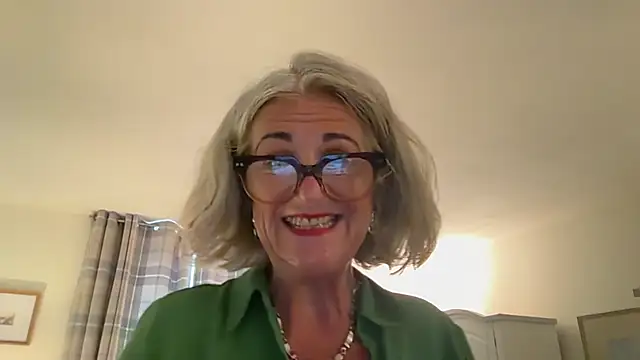 Snapshot of NaughtyMonicaUK chatting on 04-29-26, 06:28 NaughtyMonicaUK online show from 04-29-26, 06:28