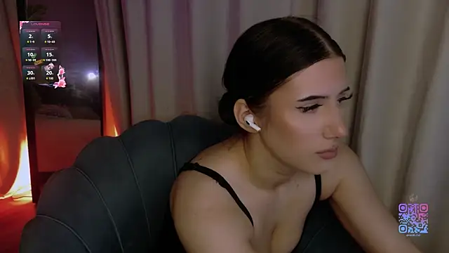 HazelHayesss online show from 04-29-26, 05:30