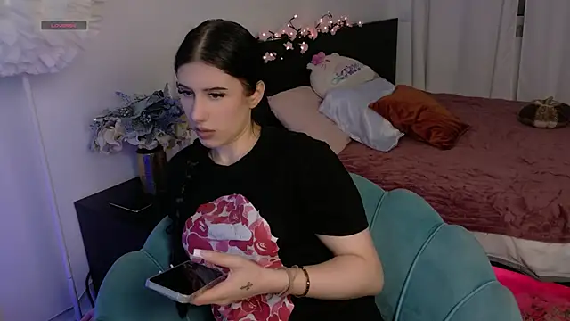 HazelHayesss online show from 06-04-26, 04:22