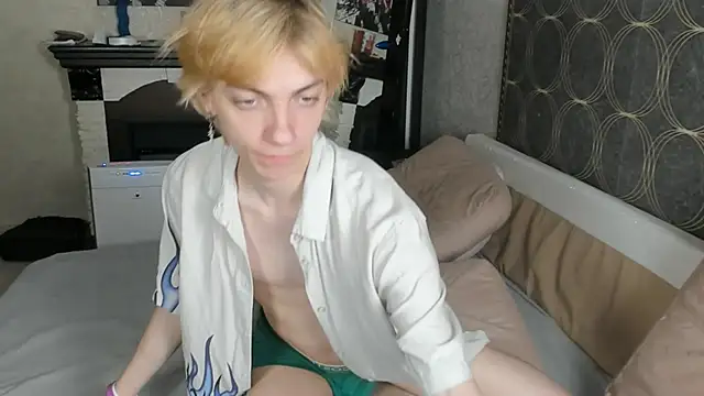 cute grecha online show from 05-20-26, 04:26
