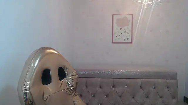 Kailee ch online show from 05-01-26, 12:43